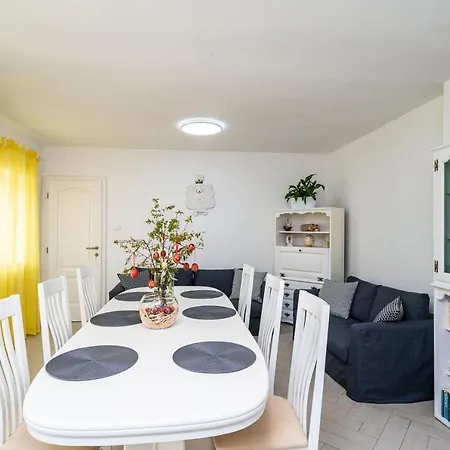 בית הארחה Bokun 3*