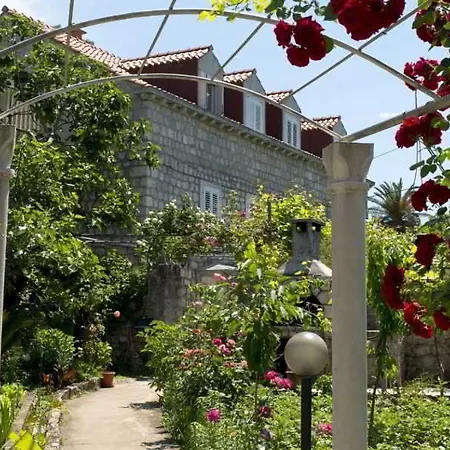 Bokun בית הארחה 3*