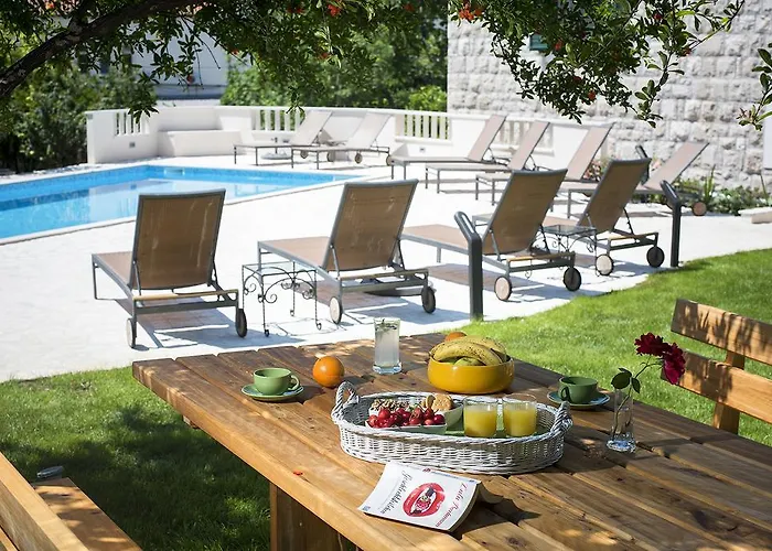 Casa de hóspedes Bokun 3*